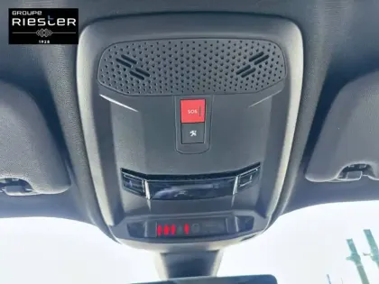 Photo 30 Peugeot 2008  PureTech 130 S&S EAT8