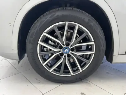 Photo 10 BMW X1 i eDrive20