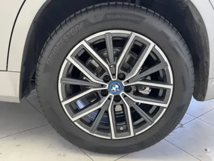 Photo 7 BMW X1 i eDrive20