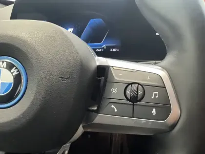 Photo 25 BMW X1 i eDrive20