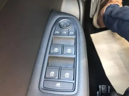 Photo 17 Renault Arkana  mild hybrid 140 EDC GSR2