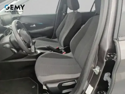 Photo 40 Peugeot 208  PureTech 100 S&S BVM6