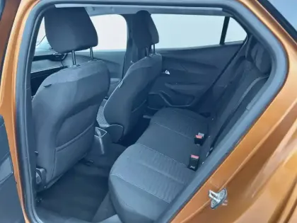 Photo 11 Peugeot 2008  BlueHDi 110 S&S BVM6