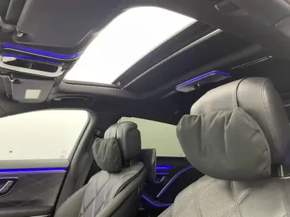 Photo 125 Mercedes CLA sse S Maybach 580 e 9G-Tronic 4-Matic