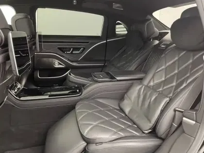 Photo 100 Mercedes CLA sse S Maybach 580 e 9G-Tronic 4-Matic