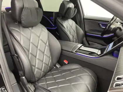 Photo 166 Mercedes CLA sse S Maybach 580 e 9G-Tronic 4-Matic