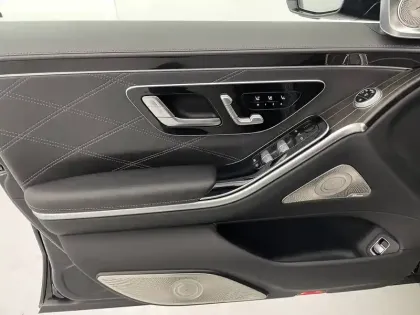 Photo 71 Mercedes CLA sse S Maybach 580 e 9G-Tronic 4-Matic