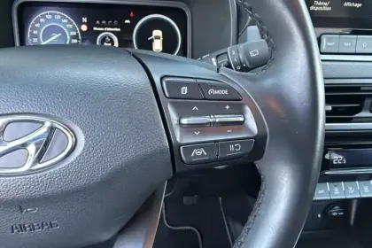 Photo 68 Hyundai Kona  1.0 T-GDi 120 Hybrid 48V