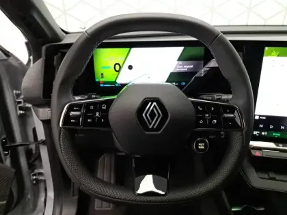 Photo 120 Renault Megane  E-Tech 220 ch autonomie confort GSR2
