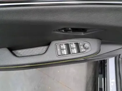 Photo 27 Renault Megane Gén. V (BCB) Ph1 Evo Techno 5