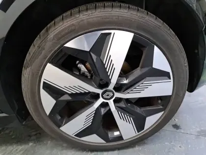 Photo 61 Renault Megane  E-Tech 220 ch autonomie confort GSR2