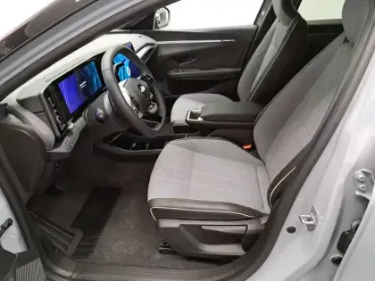 Photo 26 Renault Megane Gén. V (BCB) Ph1 Evo Techno 5