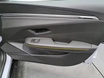 Photo 24 Renault Megane Gén. V (BCB) Ph1 Evo Techno 5