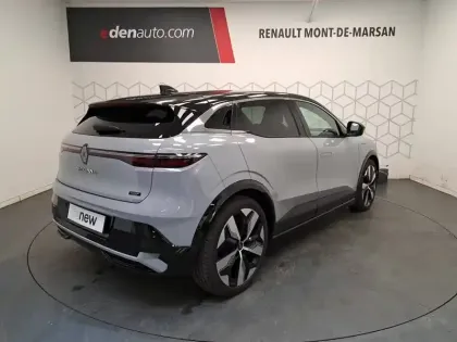 Photo 48 Renault Megane  E-Tech 220 ch autonomie confort GSR2