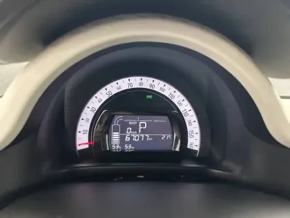 Photo 34 Renault Twingo  III Achat Intégral - 21