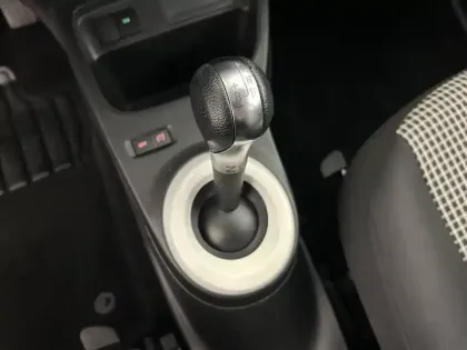 Photo 30 Renault Twingo  III Achat Intégral - 21