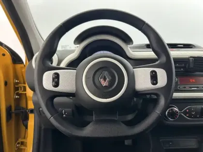 Photo 32 Renault Twingo  III Achat Intégral - 21