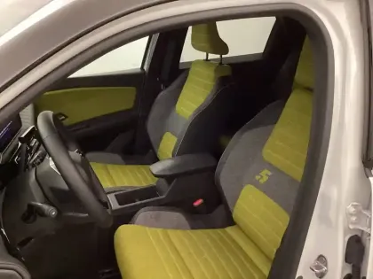 Photo 10 Renault 5 Renault  E-Tech Electrique 10 ch autonomie confort