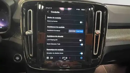 Photo 16 Volvo Xc40  B3 163 ch DCT7