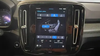 Photo 18 Volvo Xc40  B3 163 ch DCT7