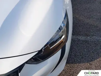 Photo 21 Peugeot 208  PureTech 75 S&S BVM5