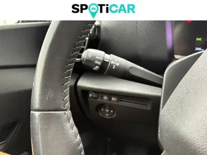 Photo 27 Citroën C4 e- 136 ch Automatique