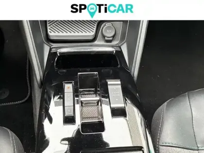 Photo 11 Citroën C4 e- 136 ch Automatique