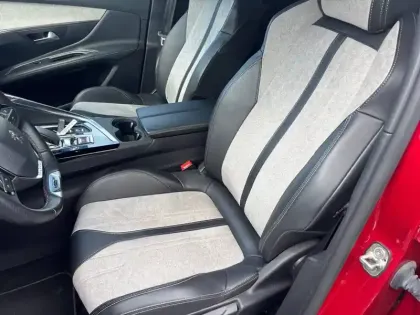 Photo 10 Peugeot 3008 Gén. II Ph2 GT 5