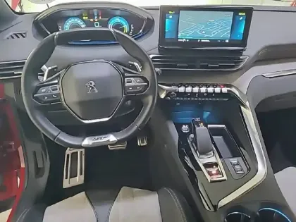Photo 79 Peugeot 3008  Hybrid 225 e-EAT8