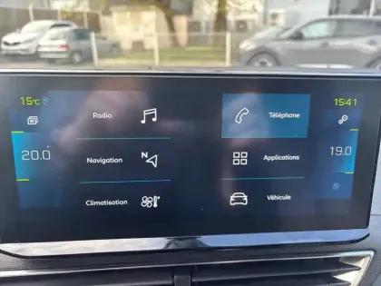 Photo 65 Peugeot 3008  Hybrid 225 e-EAT8