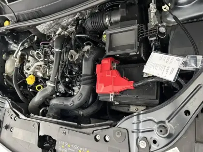 Photo 44 Dacia Duster  TCe 150 FAP 4x2 EDC