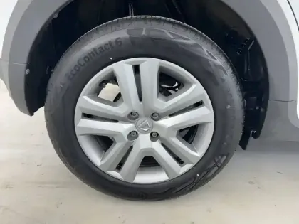 Photo 48 Dacia Sandero  ECO-G 100 - 22