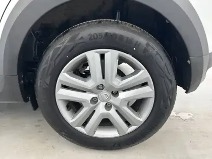 Photo 46 Dacia Sandero  ECO-G 100 - 22