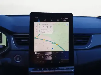 Photo 15 Renault Captur  E-Tech full hybrid 145 ch