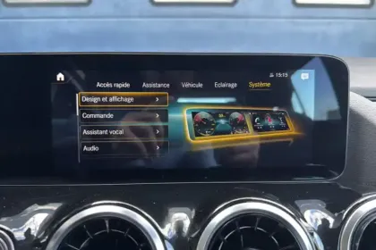 Photo 37 Mercedes GLA  180 7G-DCT