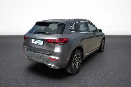 Photo 5 Mercedes GLA  180 7G-DCT