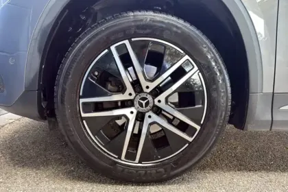 Photo 11 Mercedes GLA  180 7G-DCT