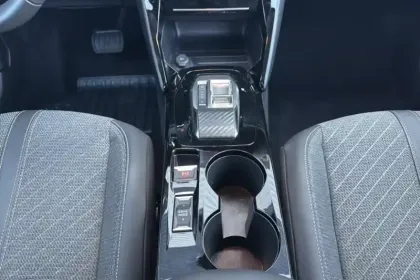 Photo 19 Peugeot 208 Gén. II Ph2 Allure 5