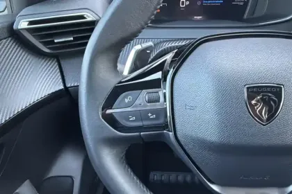 Photo 29 Peugeot 208 Gén. II Ph2 Allure 5