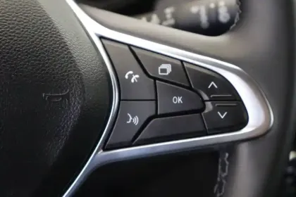 Photo 7 Renault Clio  TCe 90