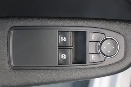 Photo 33 Renault Clio  TCe 90