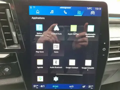 Photo 31 Renault Espace  E-Tech full hybrid 200 GSR2