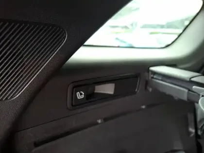 Photo 21 Renault Espace  E-Tech full hybrid 200 GSR2