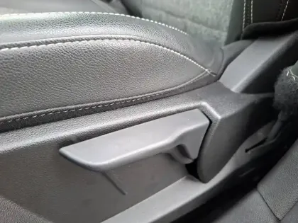 Photo 35 Renault Espace  E-Tech full hybrid 200 GSR2