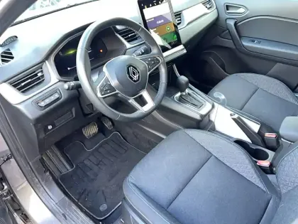 Photo 78 Renault Captur  E-Tech full hybrid 145 ch