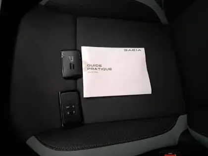 Photo 36 Dacia Duster  Hybrid 140