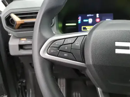 Photo 42 Dacia Duster  Hybrid 140