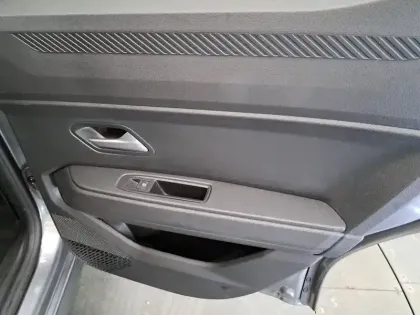 Photo 23 Dacia Duster  Hybrid 140