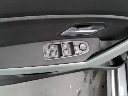 Photo 28 Dacia Duster  Hybrid 140