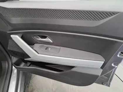 Photo 25 Dacia Duster  Hybrid 140